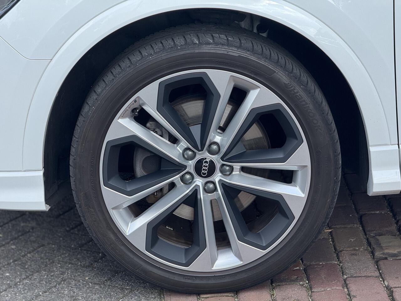 Audi Q3 45 TFSI e S edition | Trekhaak | Keyless