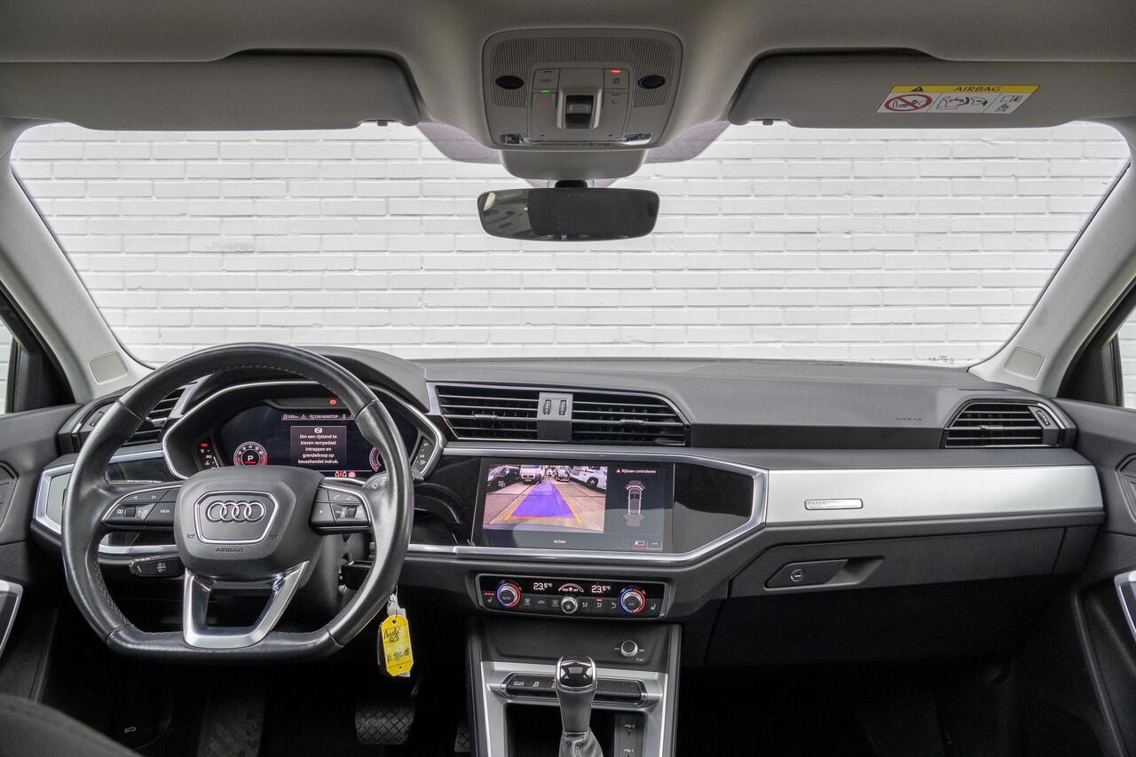 Audi Q3 Sportback 35 TFSI S-Line / APPLE CARPLAY