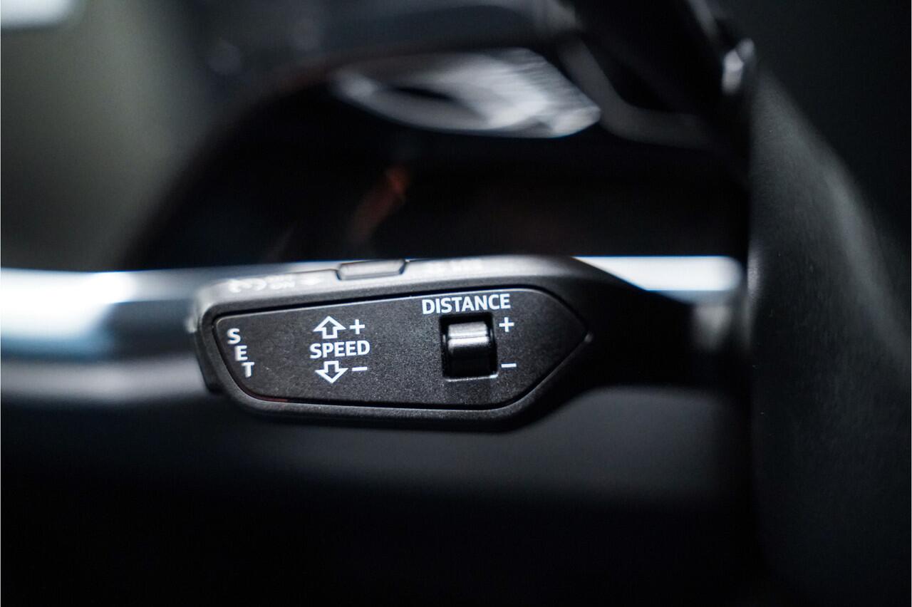 Audi Q3 Sportback 45 TFSI e S-Line|Acc|Alcantara|Elektr stoel|Camera