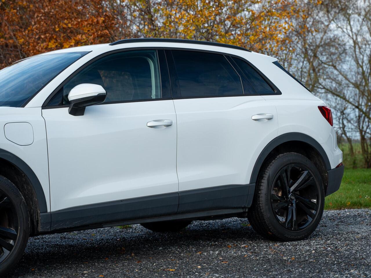 Audi Q3 45 TFSI e Advanced edition