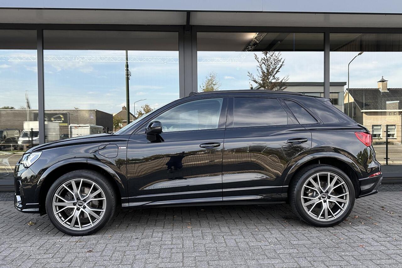 Audi Q3 45 TFSIe S-Line Black Pano Leder Sfeer Sonos
