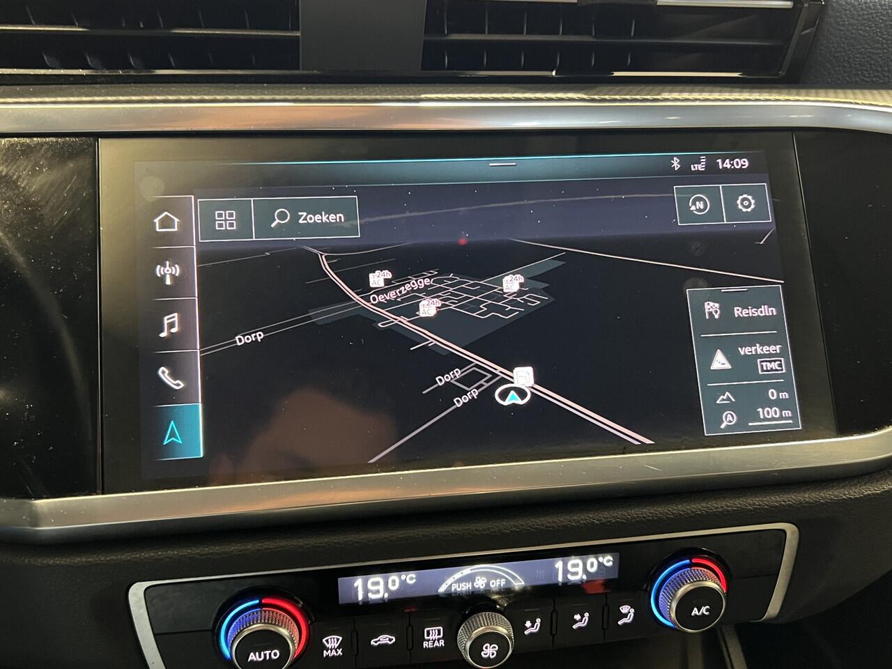Audi Q3 Sportback 35 TFSI S Edition | Navigatie/Android/Apple Carplay | LM Velgen 20" | Achteruitrijcamera | PDC Voor en Achter | Cruise Control |