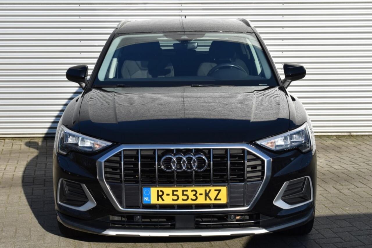 Audi Q3 35 TFSI EDITION / VIRTUAL COCKPIT / EL. A-KLEP / SPORTSTOELEN