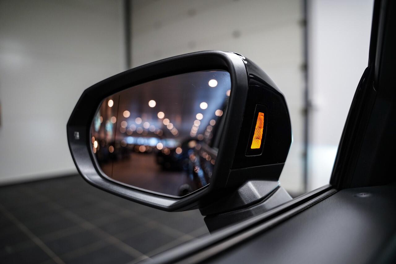 Audi Q3 45 TFSI e S-Line|20 inch|Trekhaak|360* cam|Apple car