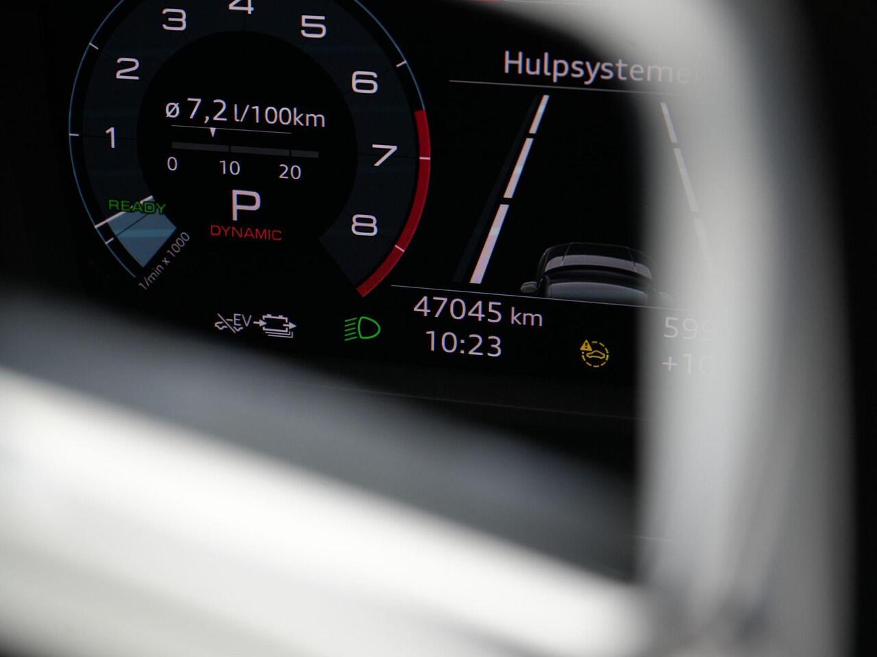 Audi Q3 Sportback 45 TFSI e S Edition / S-Line | Navigatie | Stoelverwarming | Parkeersensoren voor/achter