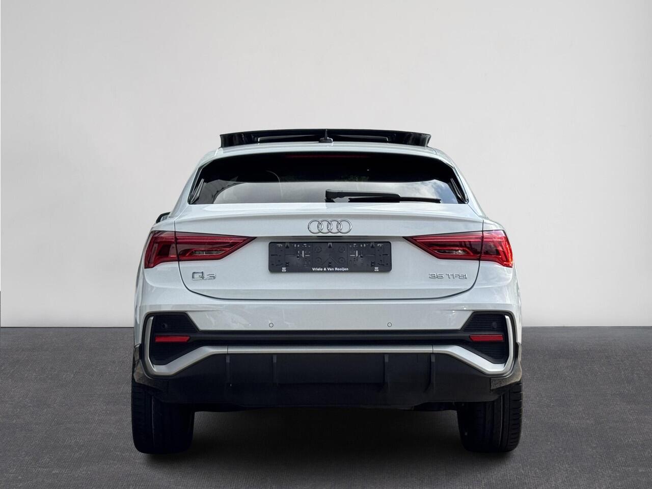 Audi Q3 Sportback 35 TFSI S Edition | Automaat | Cruise | Elektrische ramen | Stoel verwarming | Navi | Pano | ( Vestiging - Vianen )