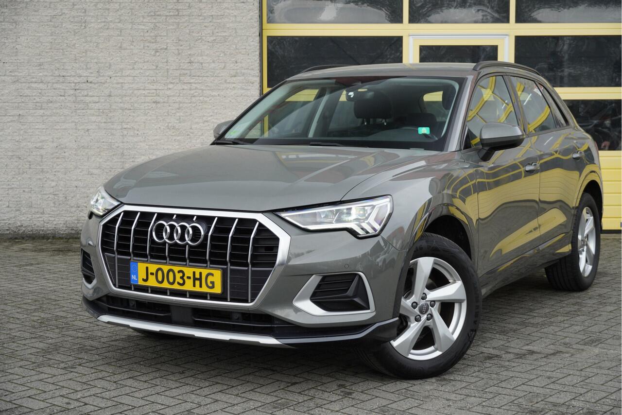Audi Q3 35 TFSI 150PK! Automaat Business Edition BJ2020 Lmv 18'" | Led V+A | Pdc | Navi | Dynamische knipperlichten | Elek. achterklep | App-Connect | Achteruitrijcamera | Virtual cockpit | Climate control | Cruise control | Getint glas