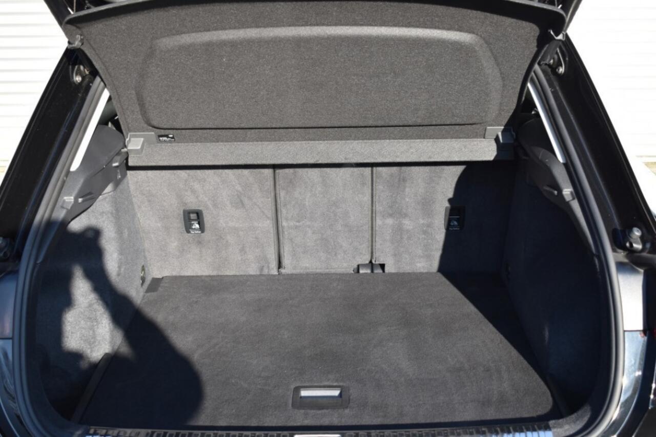 Audi Q3 35 TFSI EDITION / VIRTUAL COCKPIT / EL. A-KLEP / SPORTSTOELEN