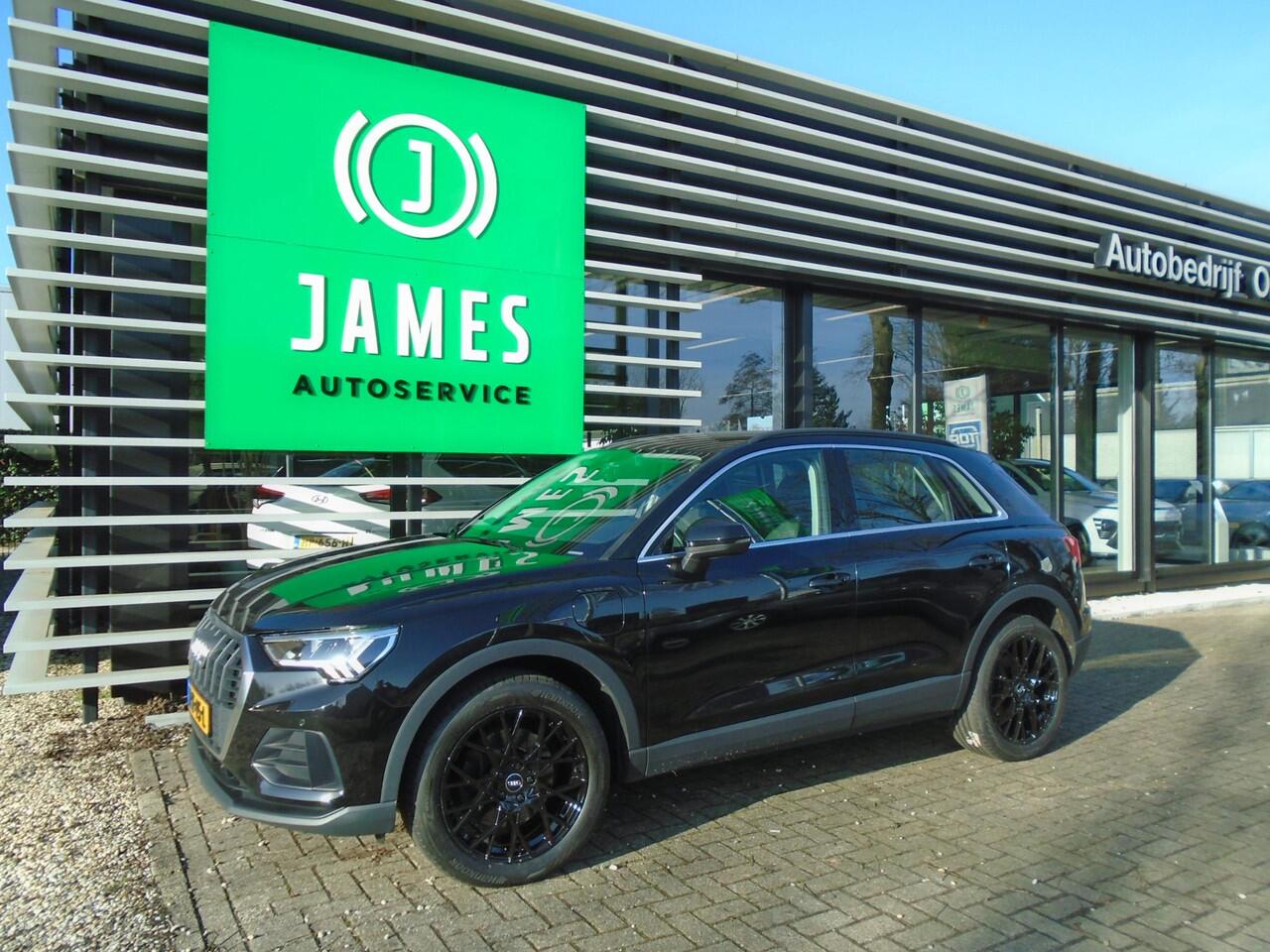 Audi Q3 45 TFSI e Advanced edition