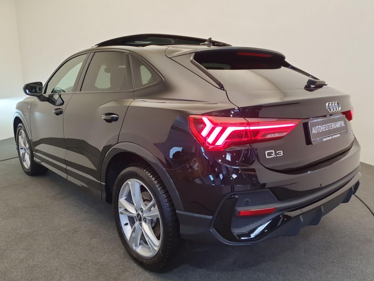 Audi Q3 Sportback 45 TFSI e S-Line S-Tronic Wegklapbare trekhaak, Panoramadak, Camera