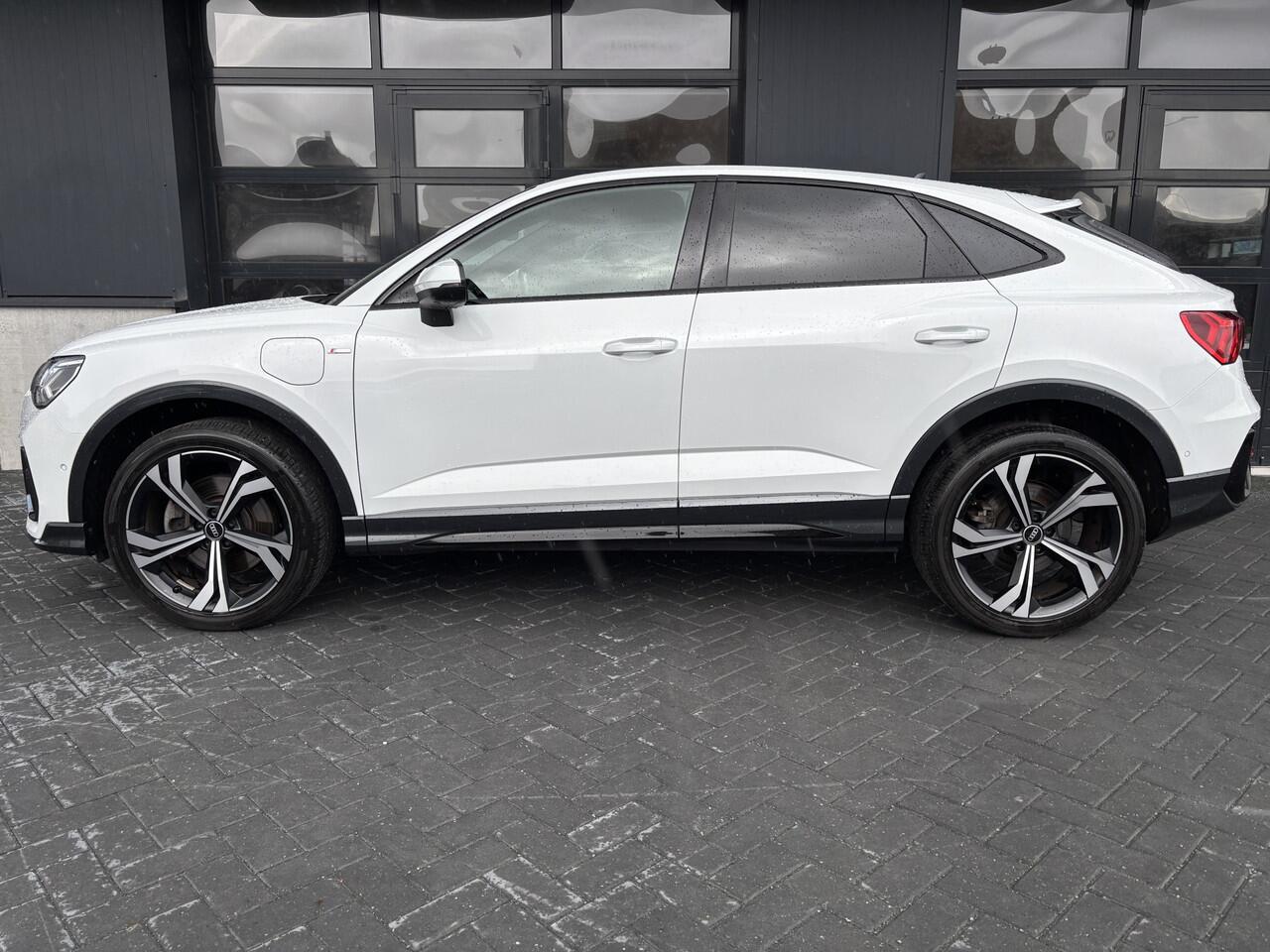 Audi Q3 Sportback 45 TFSIe S-line Pano Sonos Matrix Memory Seats