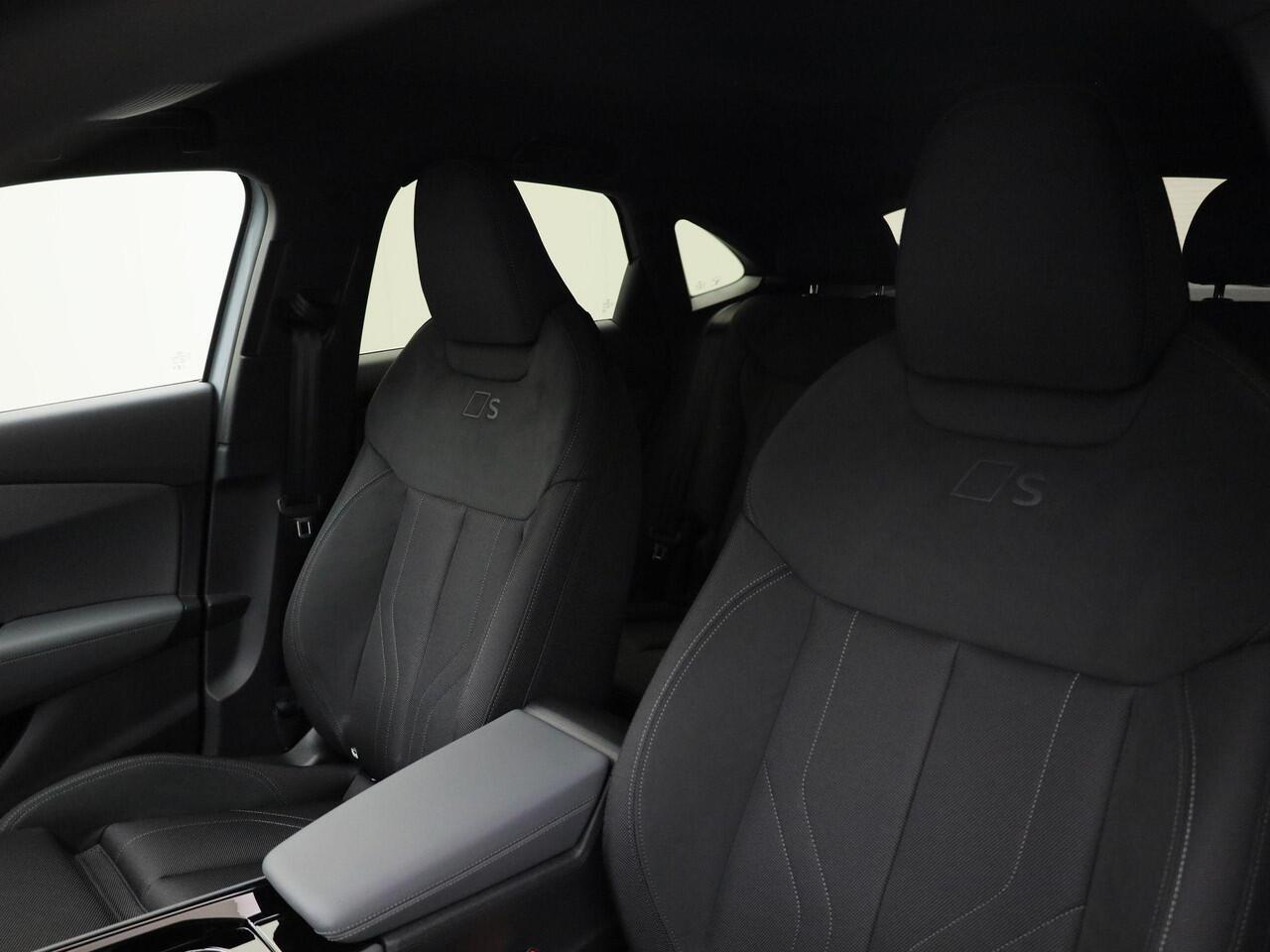 Audi Q3 Sportback 1.5 e-hybrid 272PK S-tronic S Line · Camera · Stoelverwarming · Tech Plus · Garantie t/m 27-10-2027 of 100.000km