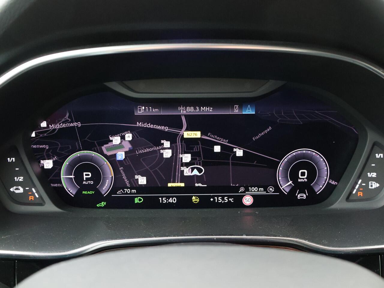 Audi Q3 45 TFSI e S edition | 245 PK | Soh 97% | Stoelverwarming | Trekhaak | Achteruitrij camera |