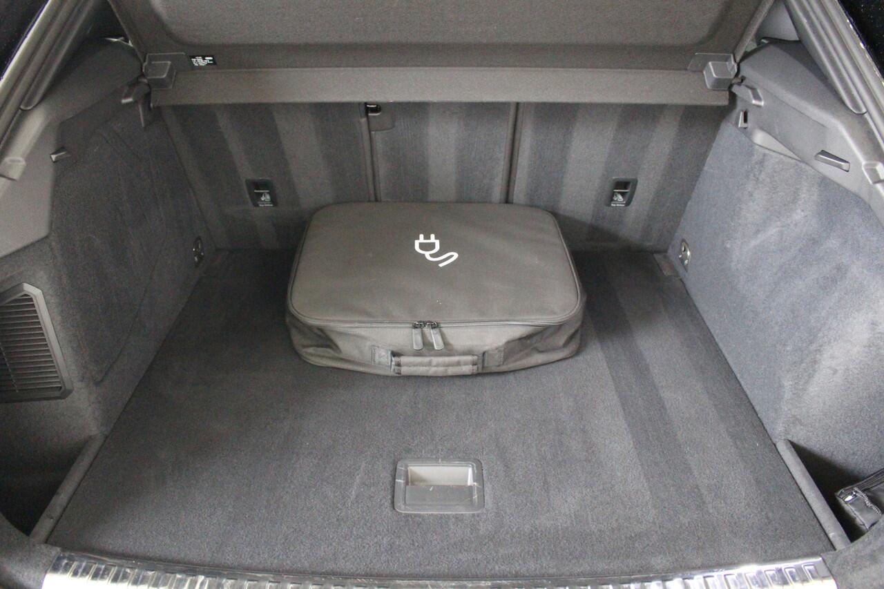 Audi Q3 45 TFSIe S-Line Blackstyle 245PK MMI Plus | Led koplampen | Led achterlichten | E. stoelverstelling