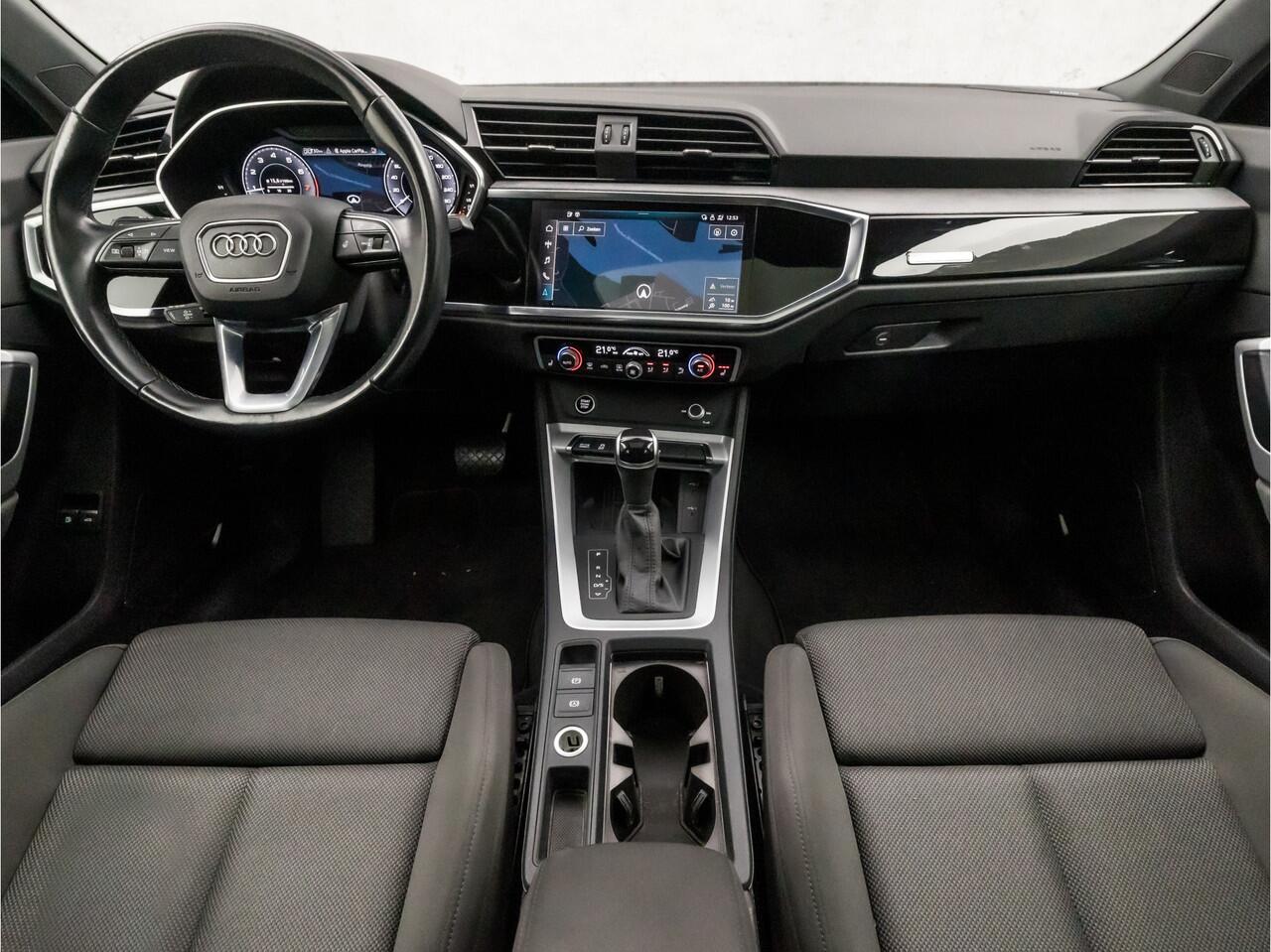 Audi Q3 Sportback 45 TFSI S-Line Sport 245Pk Automaat (SCHUIFDAK, APPLE CARPLAY, BANG&OLUFSEN, 360 CAMERA, ZWART HEMEL, ADAPTIVE CRUISE, STOELVERWARMING, KEYLESS, ELEK ACHTERKLEP, NIEUWSTAAT)