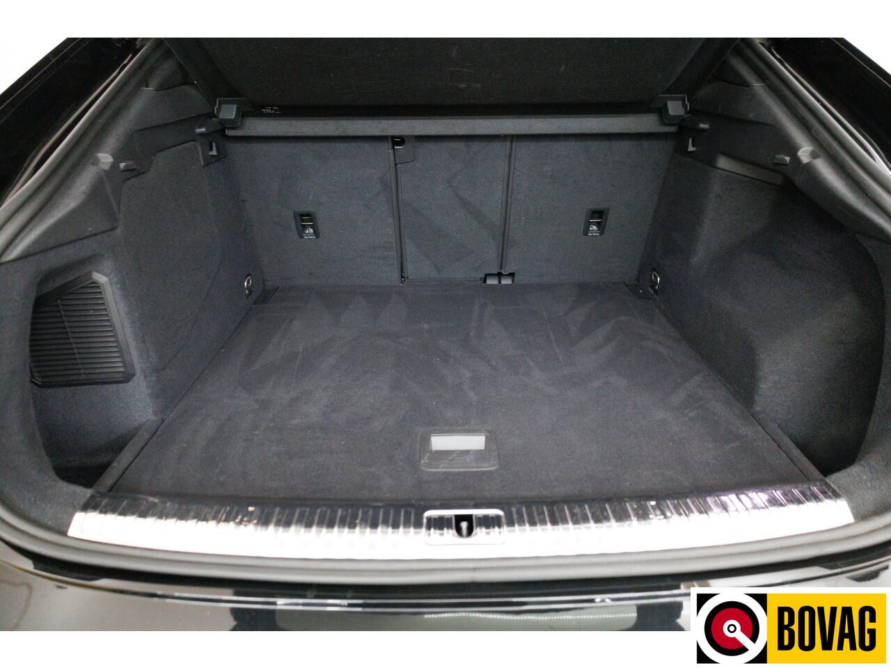 Audi Q3 Sportback 45 TFSI e S Edition 245 PK automaat | 2x Sline | Panoramadak | Trekhaak elec. | Sonos audio | Navigatie, Cruise, PDC V+ A, App. connect.