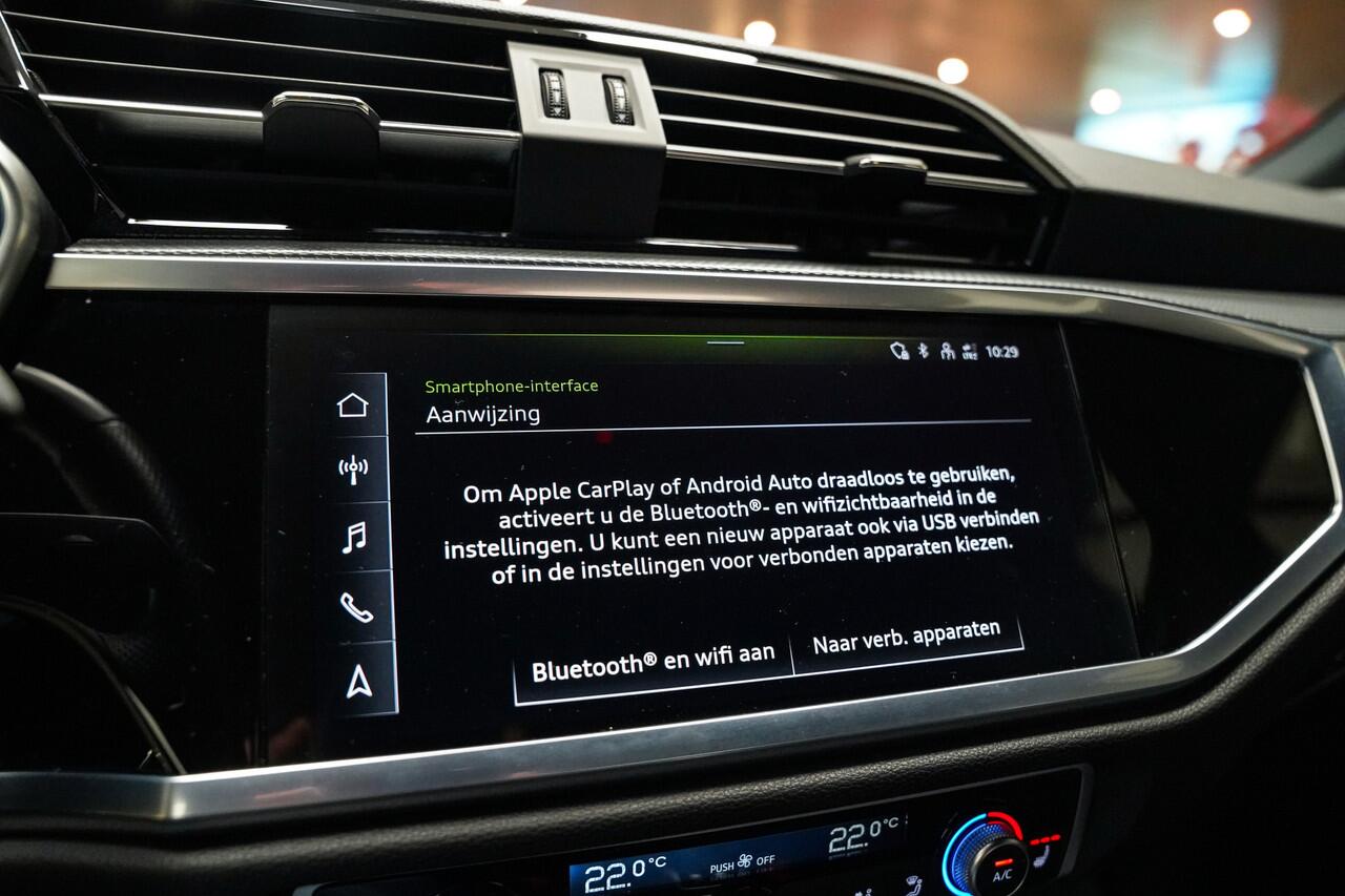 Audi Q3 45 TFSI e S-Line|20 inch|Trekhaak|360* cam|Apple car