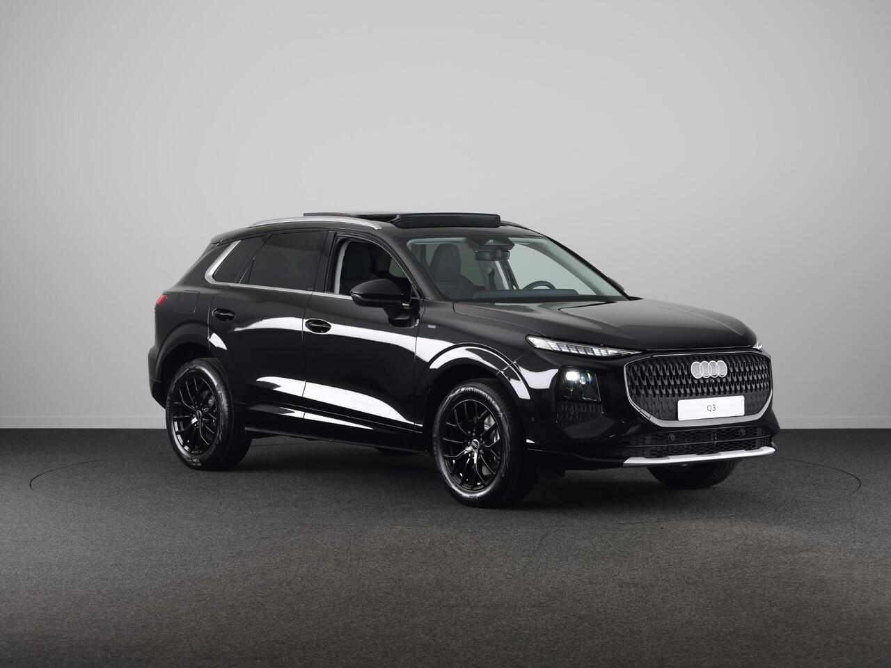 Audi Q3 Advanced edition e-hybrid 272 pk | Techniekpakket plus | Glazen panoramadak | Ambiente lichtpakket | Verwarmbaar stuurwiel |