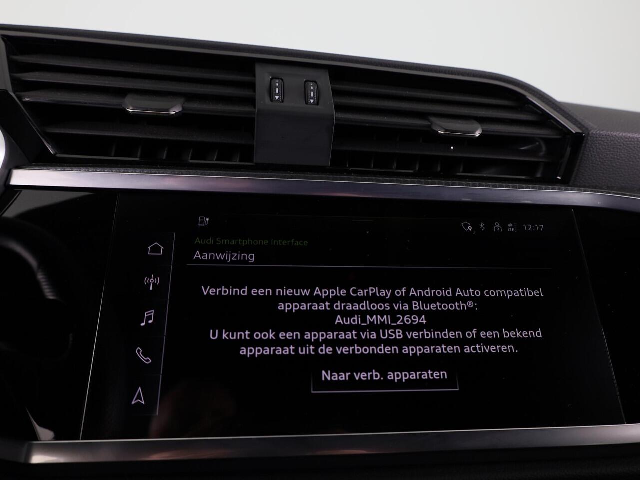 Audi Q3 45 TFSI e S edition 245pk | Navigatie | Trekhaak | Adaptieve cruise controle | 3 spaaks afgevlakt stuurwiel | 19 inch Lichtmetalen velgen