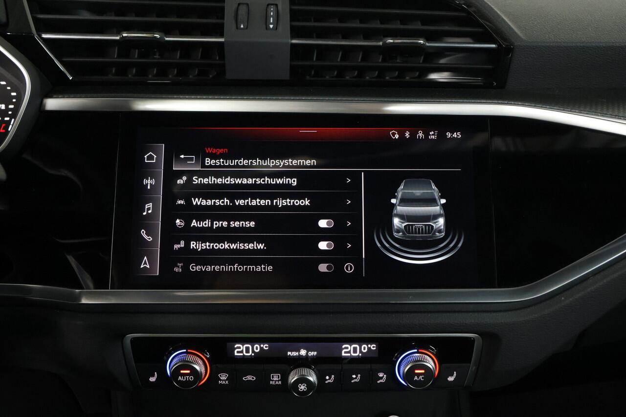 Audi Q3 45 TFSI e S-Line Panorama / Opendak / Cruise / Carplay / LED
