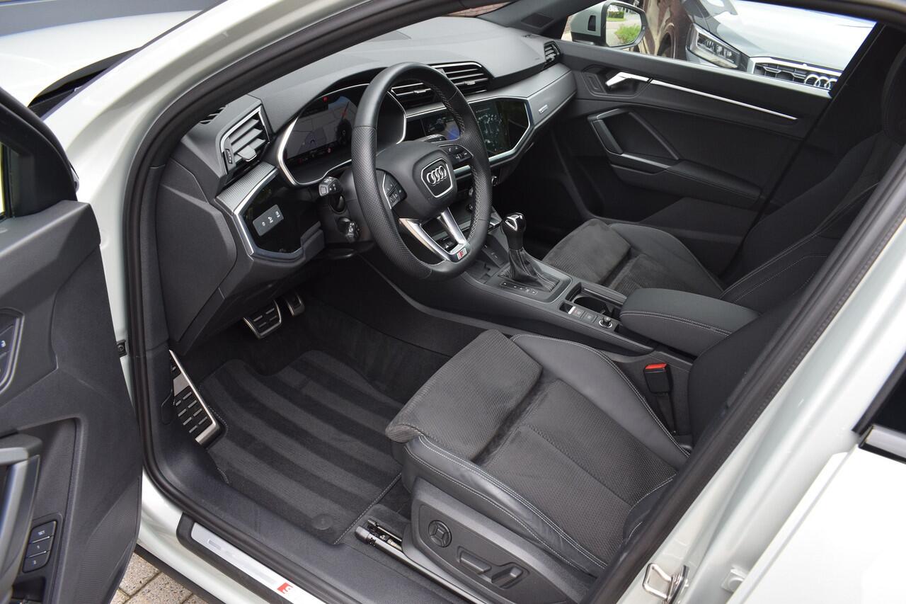 Audi Q3 Sportback 45 TFSIe S-line | Pano | Camera | 20"