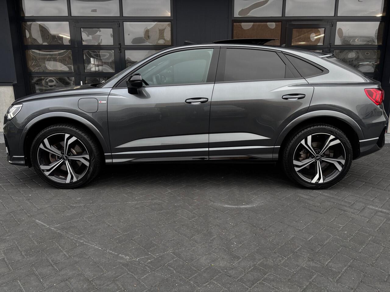 Audi Q3 Sportback 45 TFSI e-tron S-line Matrix Sonos Pano