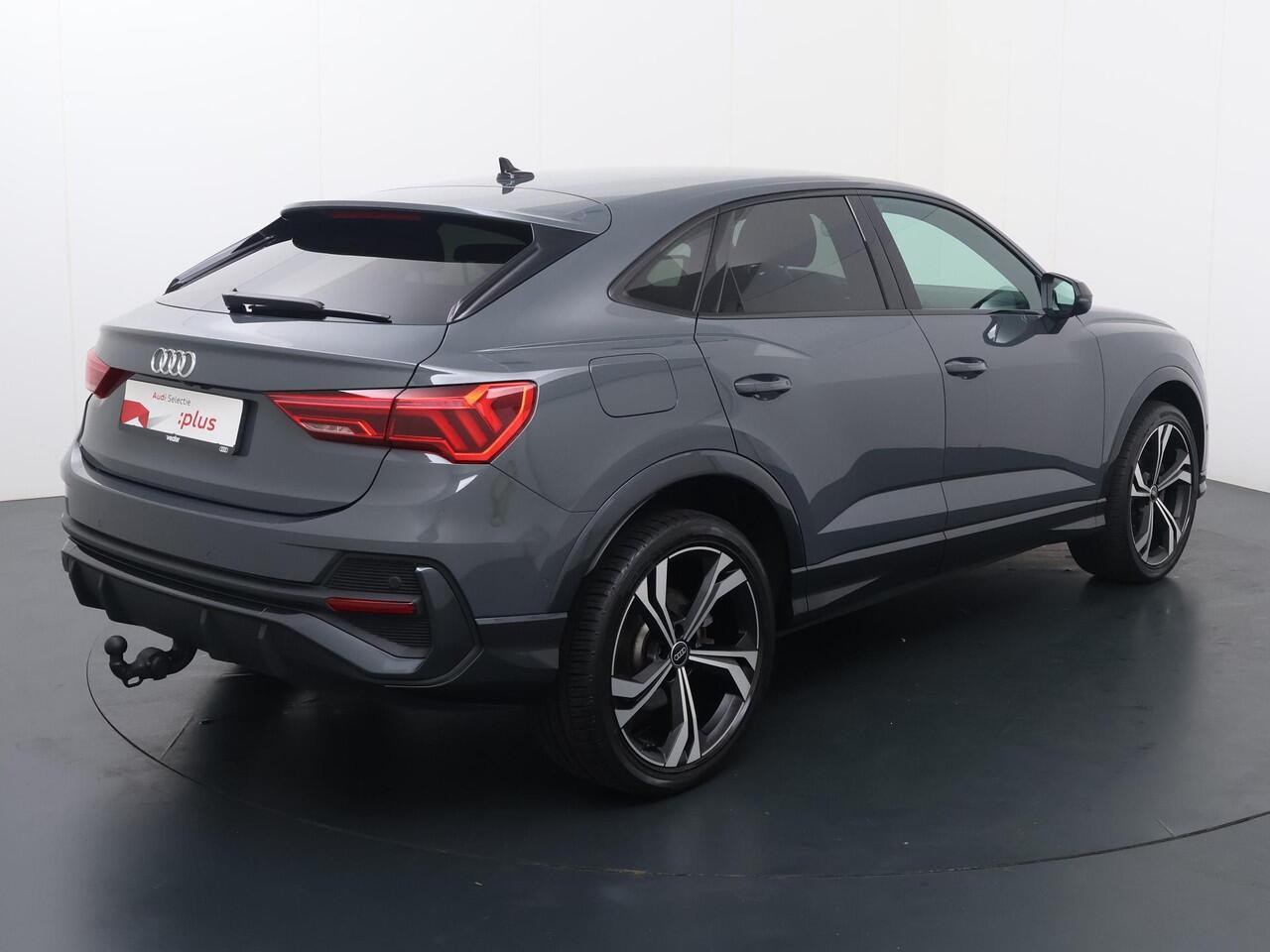 Audi Q3 Sportback 45 TFSI e Advanced Edition | 245 PK | SoH 89% | Trekhaak | Adaptive cruise control | 360 graden camera's | S line | 20" LM velgen | S line interieur |