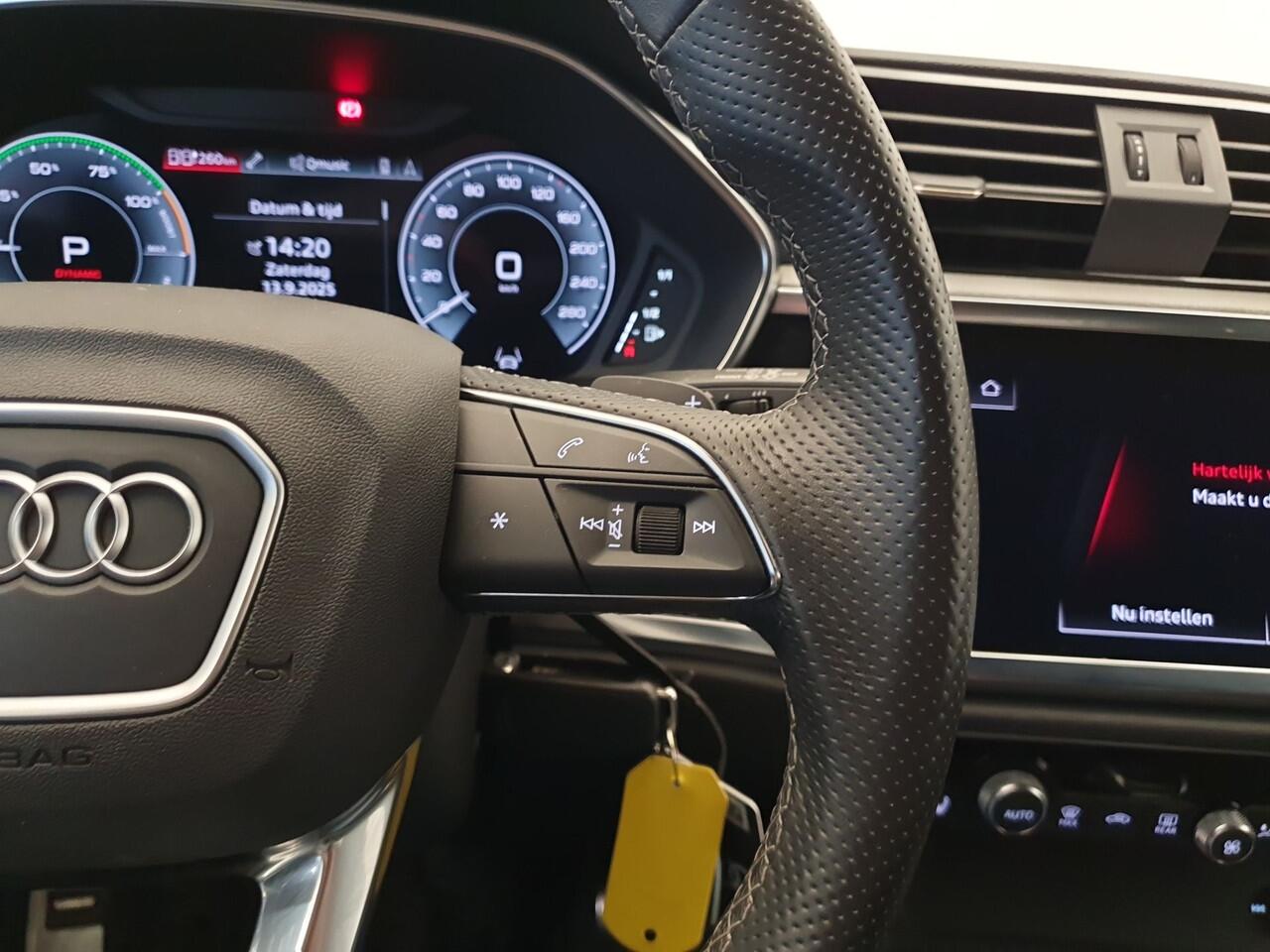 Audi Q3 Sportback 45 TFSI e S-Line S-Tronic Wegklapbare trekhaak, Panoramadak, Camera