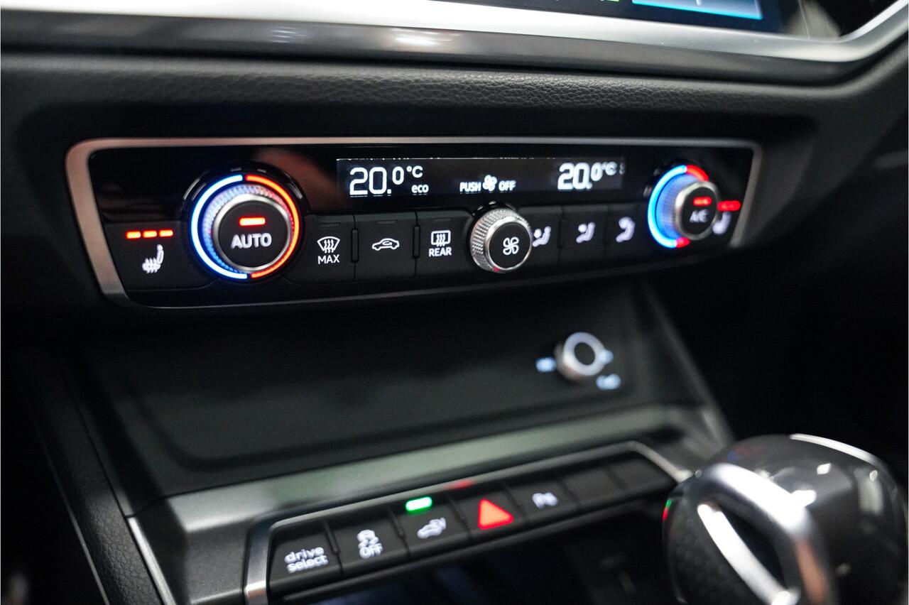 Audi Q3 Sportback 45 TFSI e S-Line|Pano dak|Zwart optiek|Matrix led|20inch