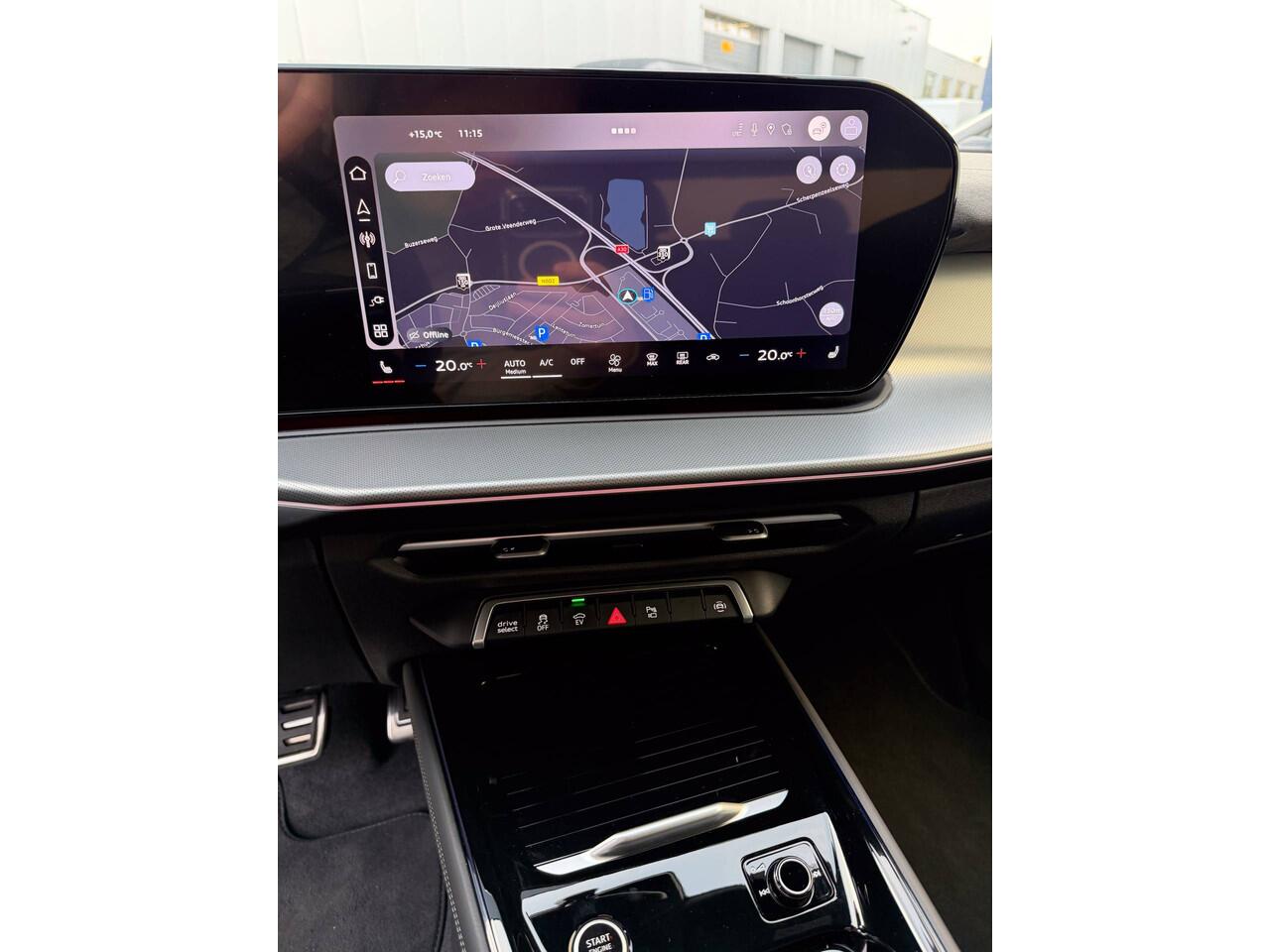 Audi Q3 1.5 200kW e-hybrid S edition Tech Pack Plus-Led Plus-ACC-Leer-19"-Camera