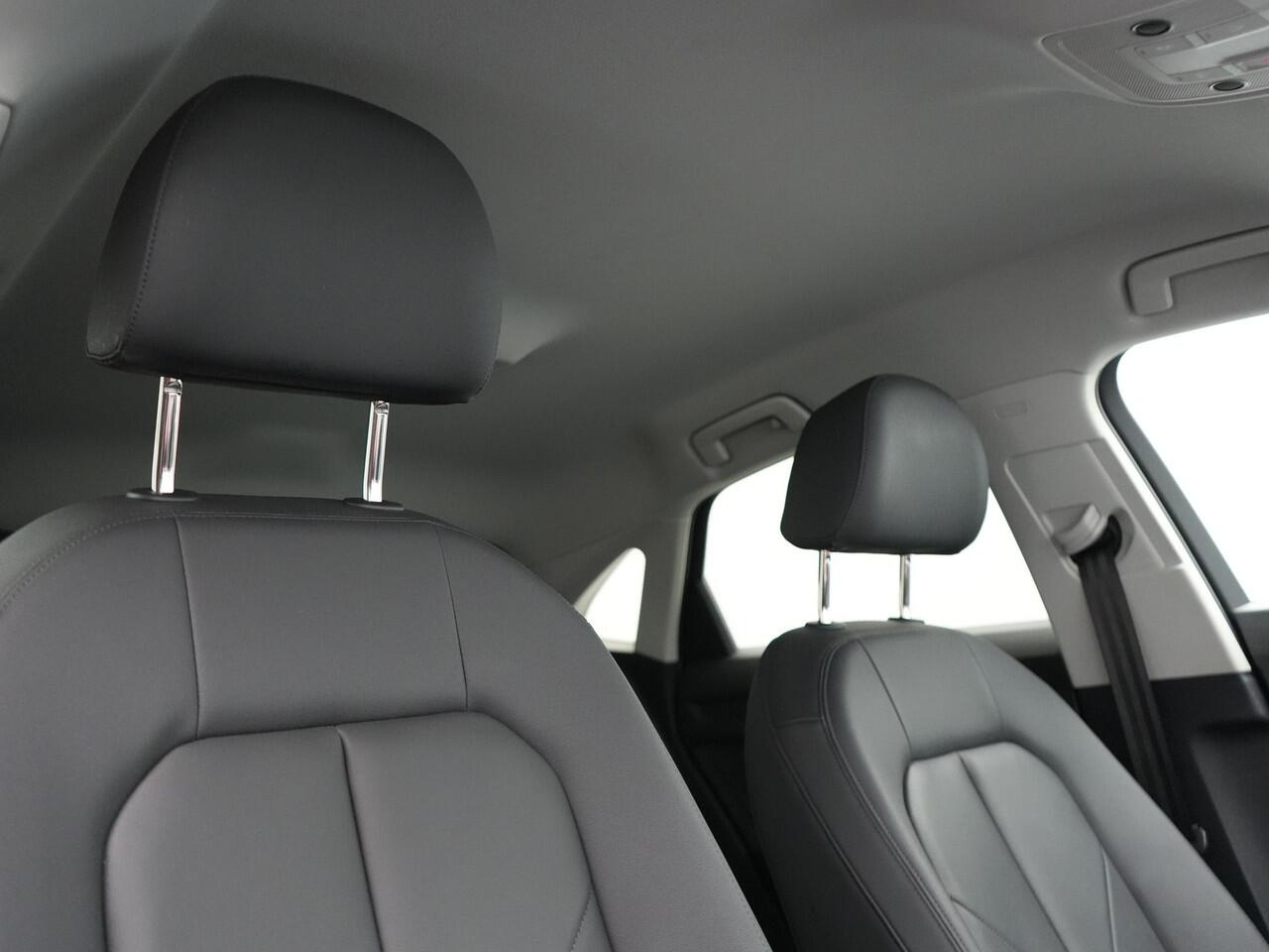 Audi Q3 Sportback 45 TFSI e S Line Plug In Hybrid 245pk Dealer O.H PHEV | Matrix LED | Cruise Control | Sonos Soundsystem | Apple Carplay | Lane Assist | Lederen Sportstoelen Verwarmd | L.M. 20" |