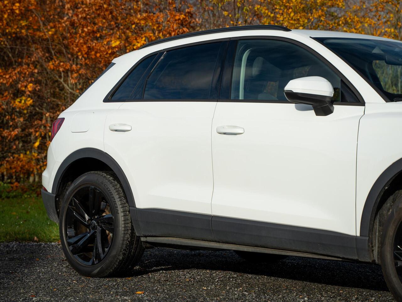 Audi Q3 45 TFSI e Advanced edition