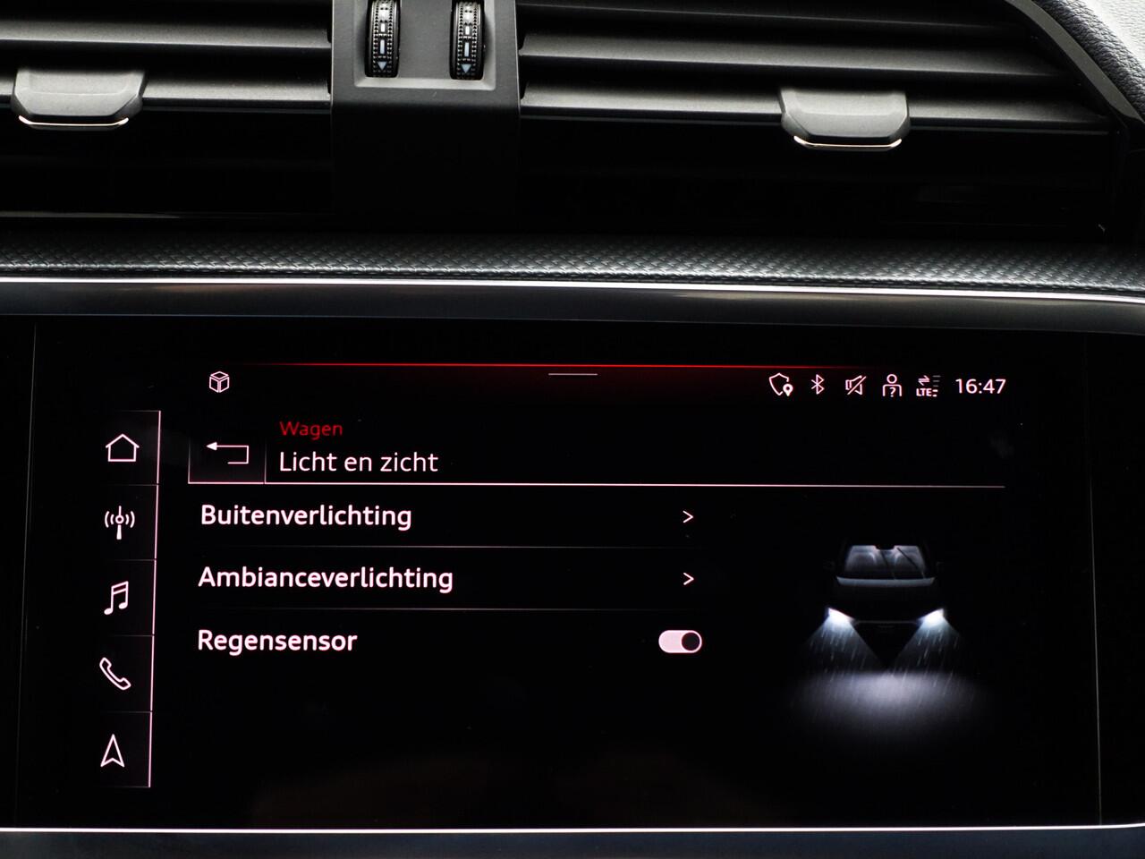 Audi Q3 35 TFSI S edition Aut- Panoramadak, Carplay, Stoelverwarming, Virtual Cockpit, Sport Leder Interieur