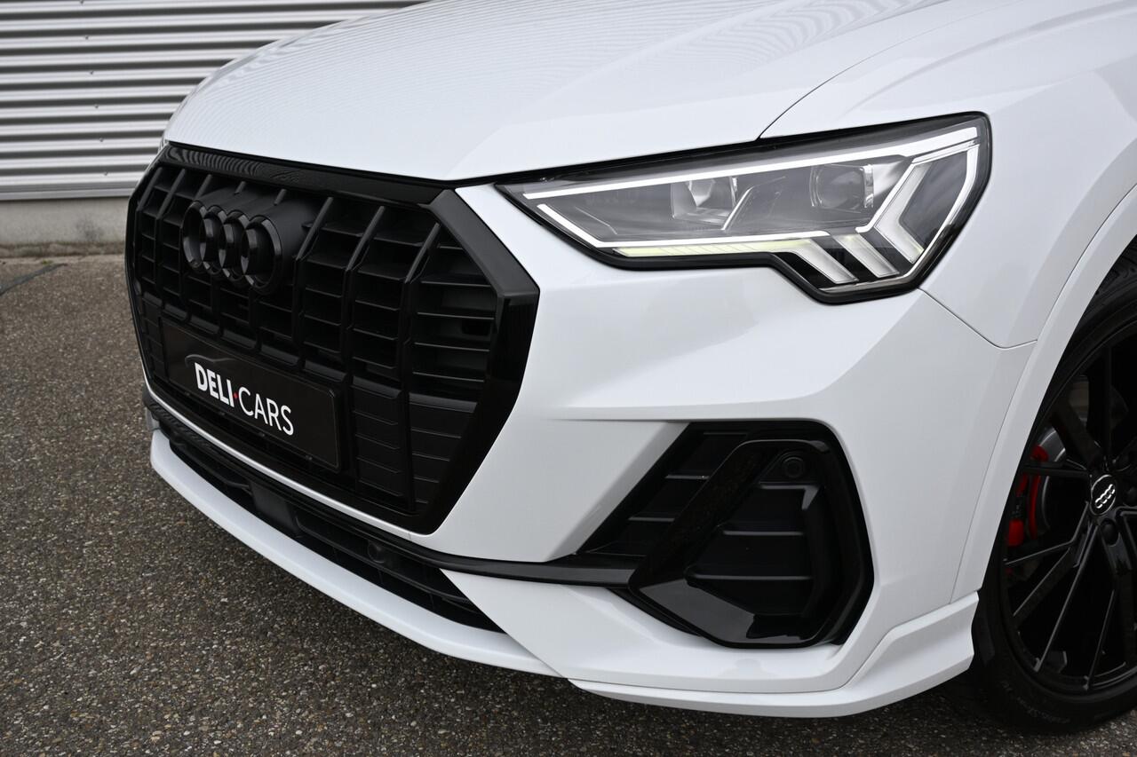 Audi Q3 35 TFSI S-Line Trekhaak | Apple-carplay | Virtual | Pano