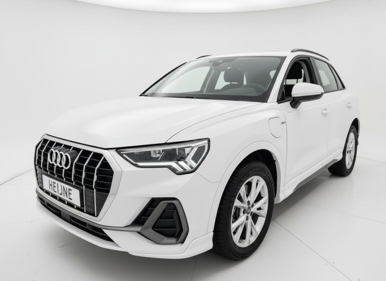 Audi Q3 45 TFSIe 245PK S-TRONIC S-LINE HYBRID CARPLAY/PDC/VIRTUAL