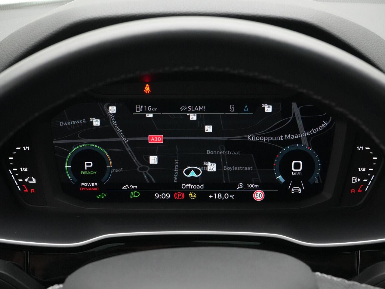 Audi Q3 Sportback 45 TFSI e 245 pk S-tronic S Edition / S-Line | Panoramadak | Trekhaak | Rondomzicht camera | Stuur-/stoelverwarming | Optiekpakket zwart plus | ACC | | Privacy glas | 19 inch