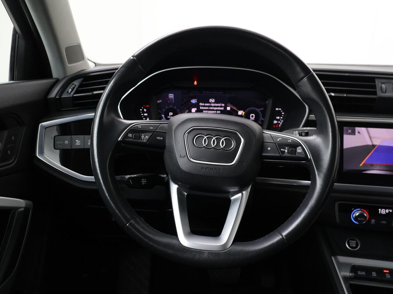 Audi Q3 Sportback 35 TFSI Business Edition | 150 PK | Automaat | Elek. achterklep | Achteruitrijcamera |