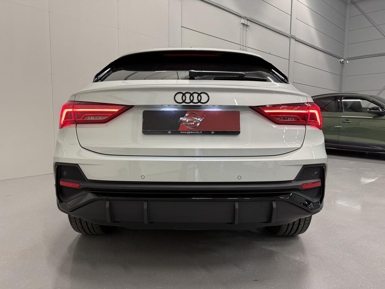 Audi Q3 Sportback 45 TFSI e S-Line 19"BLACK-RS/PANO/B&O/TREKHAAK/VOL-LEER/MATRIX/MEMORY/SFEER/ACC/KEYLESS/ALCANTARA-INTERIEURDELEN/PRIVACY/BLACK-OPTIC/TAUSILBER/VOLLEDIG AUDI DEALER HISTORIE