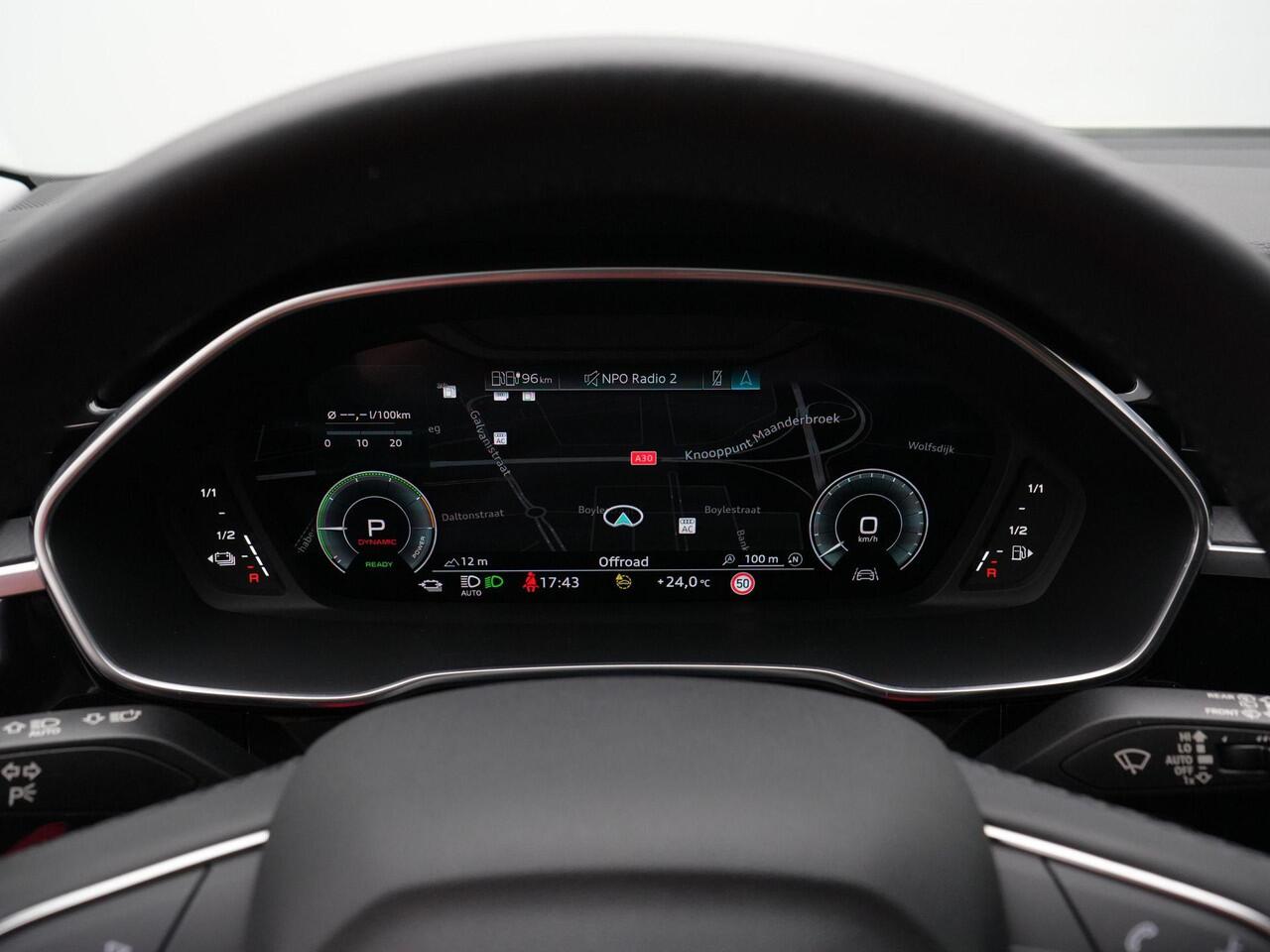 Audi Q3 Sportback 45 TFSI e 245 pk S-tronic | Panoramadak | Matrix LED | Stoelverwarming | Sonos