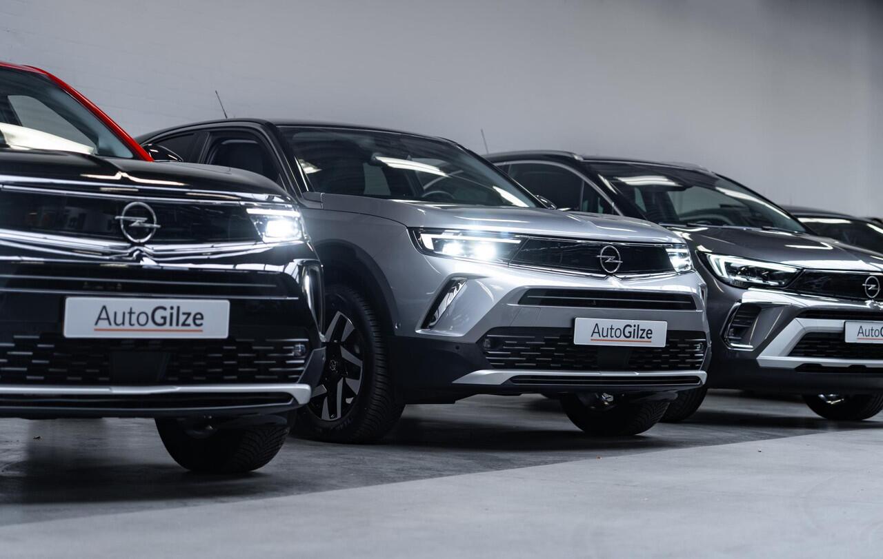 Audi Q3 e-Hybrid S-Line 272PK S-line Interieur & Exterieur l Pano l Saliegroen l Black Pakket