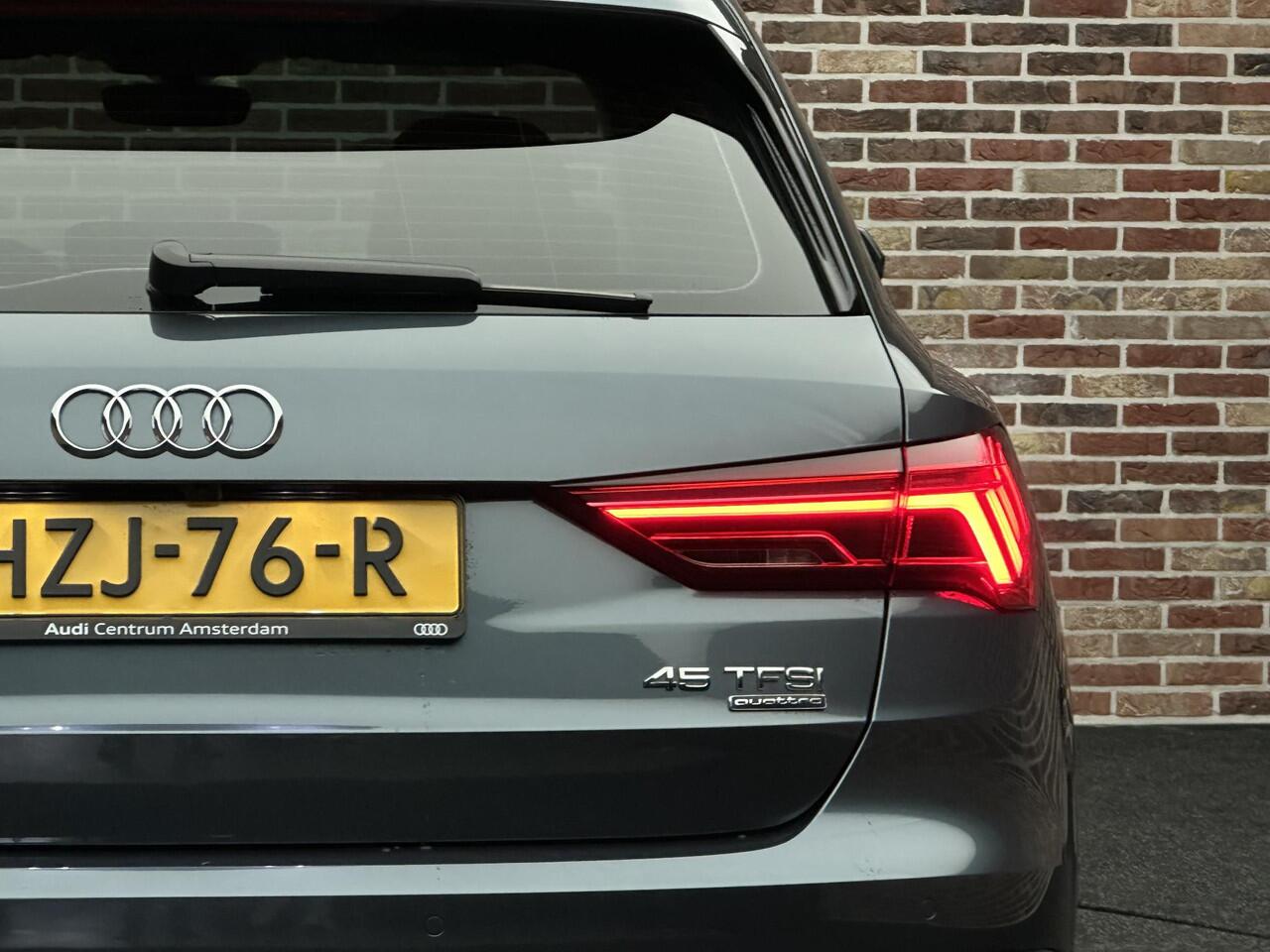 Audi Q3 45 TFSI quattro Pro Line 360 Panorama Trekhaak Dealer Ondrh Led