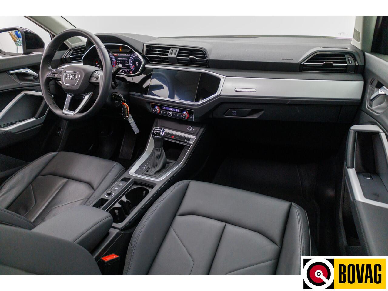 Audi Q3 Sportback 35 TFSI Business Edition 150 PK | Panoramadak | Leer | 360 camera | El. achterklep Stoelverwarming, Navigatie, App-connect, Lane assist, Cruise, Led verlichting, Regensensor