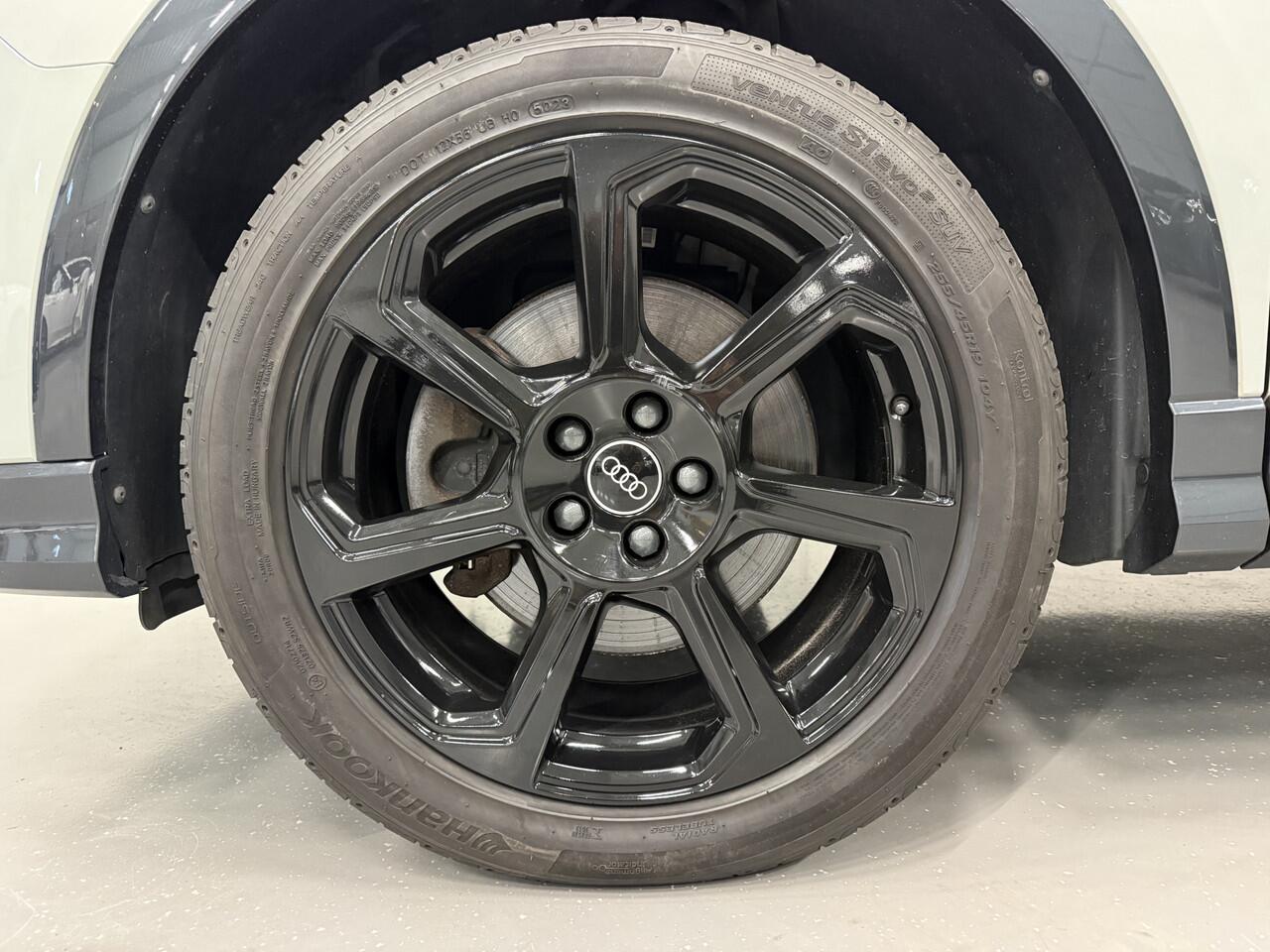 Audi Q3 Sportback 45 TFSI e S-Line 19"BLACK-RS/PANO/B&O/TREKHAAK/VOL-LEER/MATRIX/MEMORY/SFEER/ACC/KEYLESS/ALCANTARA-INTERIEURDELEN/PRIVACY/BLACK-OPTIC/TAUSILBER/VOLLEDIG AUDI DEALER HISTORIE