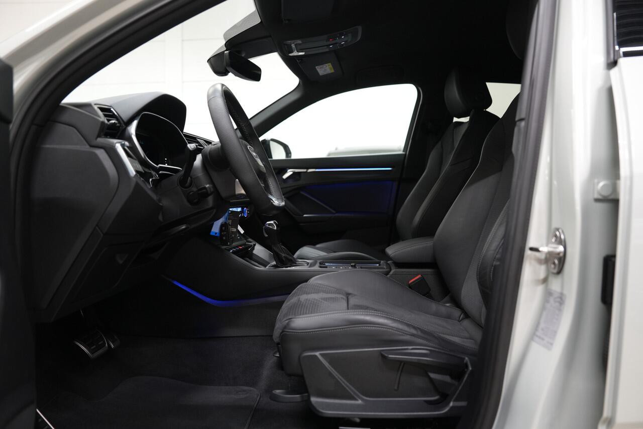Audi Q3 Sportback 35 TFSI S Edition * Sfeer - 20" - Alcantara - Camera - Blind Spot - App - Tau Silver *