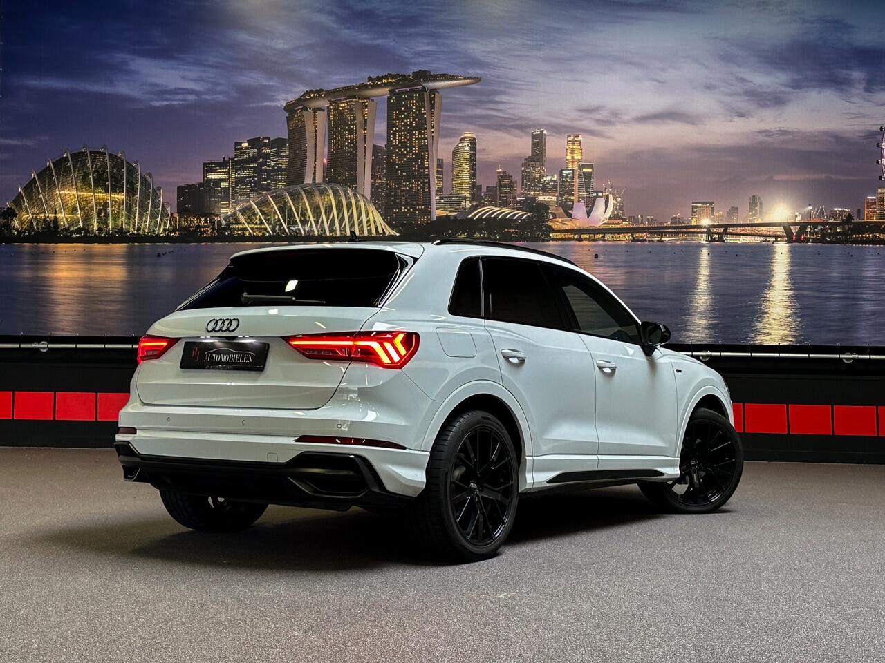 Audi Q3 35 TFSI 3xS-Line Trekhaak|Keyless|Sfeer|Camera