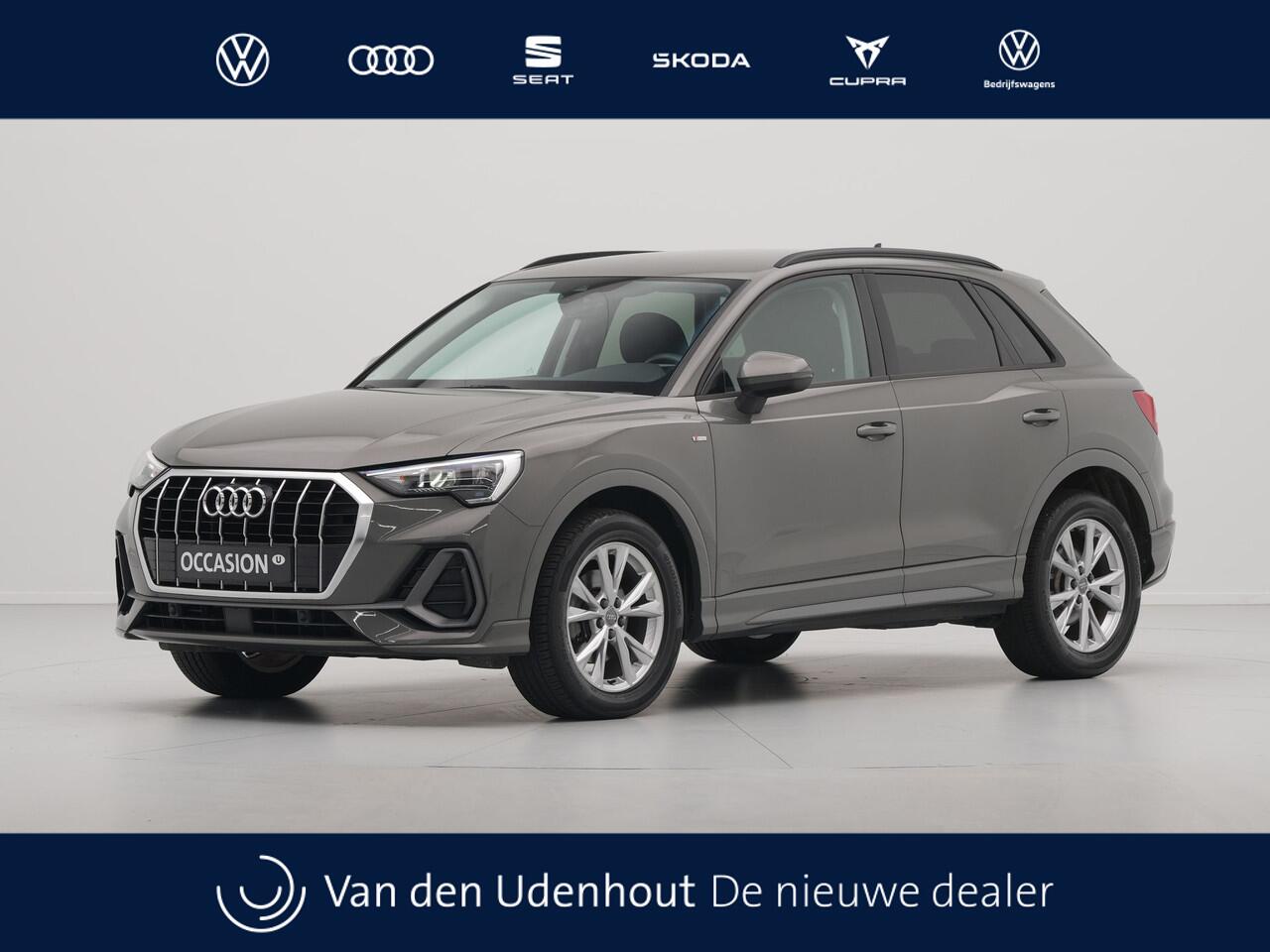 Audi Q3 35 TFSI 150pk Edition S line Navigatie dig display privacy glass 17