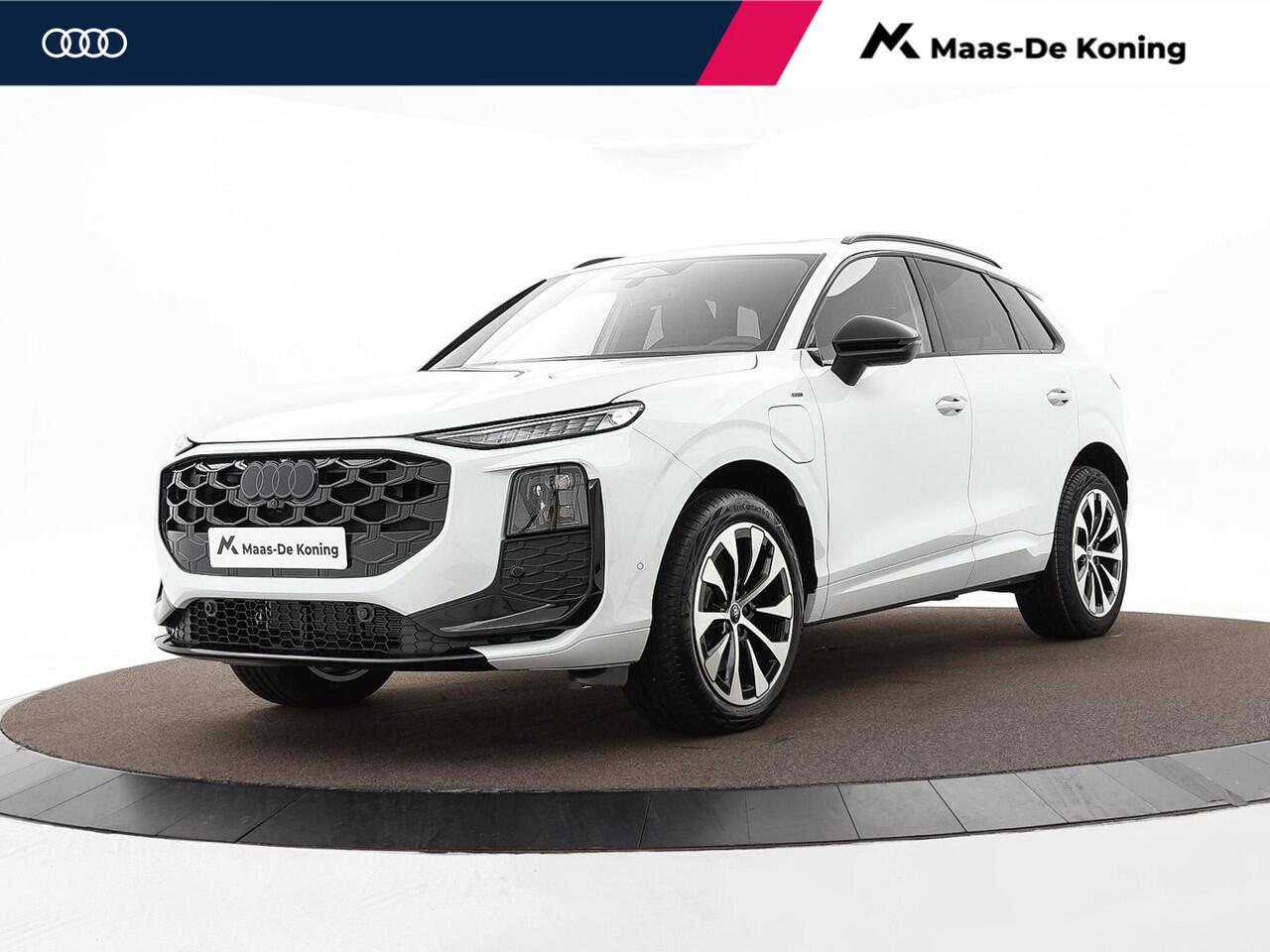 Audi Q3 1.5 e-hybrid S edition 272 PK · Panorama-glasdak · Techniekpakket plus · Optiekpakket zwart-glanzend