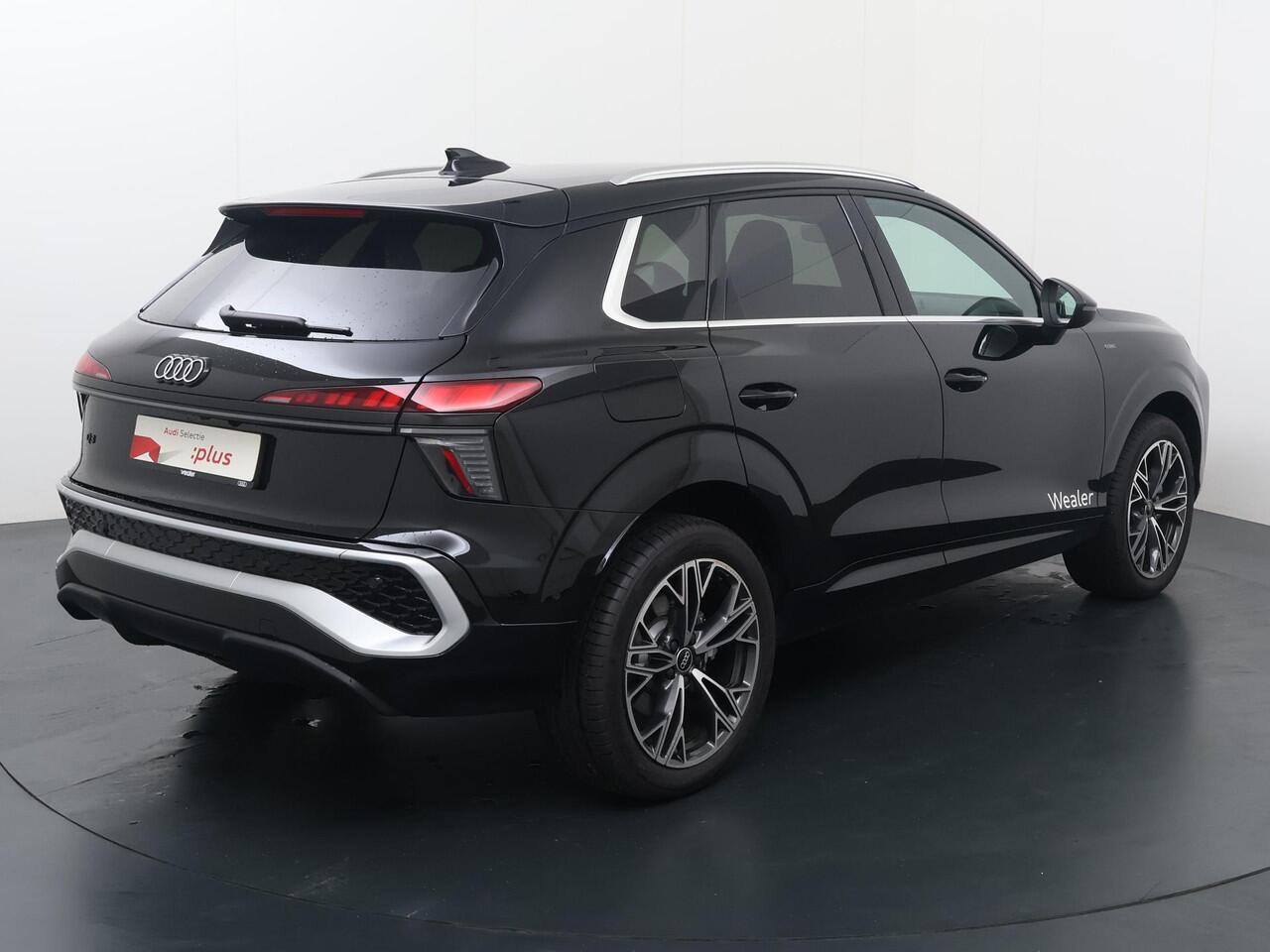 Audi Q3 S edition e-hybrid 200 kW S tronic | Privacy glas | Led-koplampen | S line-interieur met sportstoelen | Techniekpakket plus | Audi phone box | Grootlichtassistent |