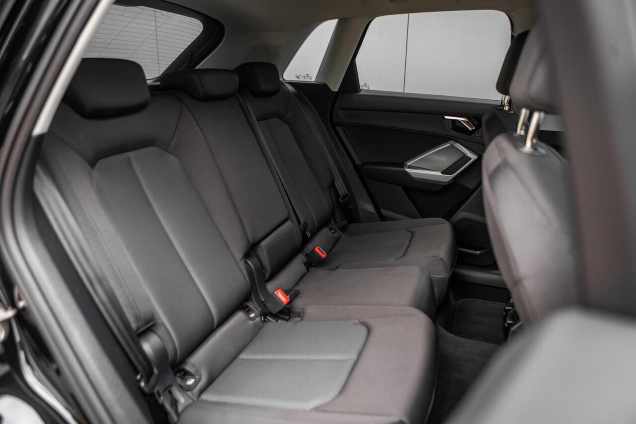 Audi Q3 45 TFSI e edition