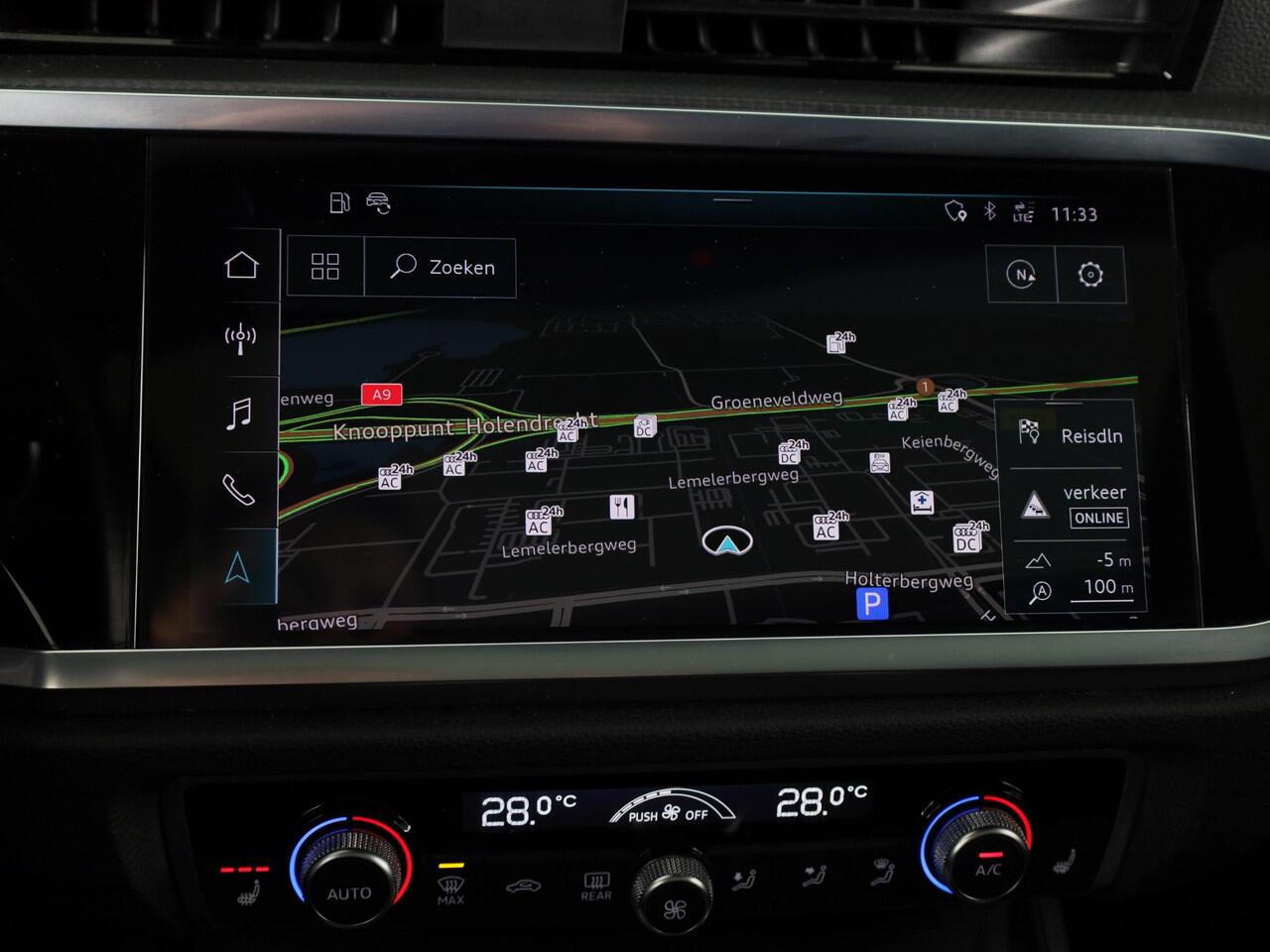 Audi Q3 Sportback 35 TFSI Pro Line S 150pk | Panoramadak | Adaptieve cruise controle | Verwarmbare voorstoelen | Parkeercamera